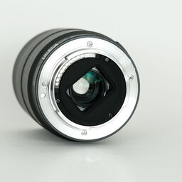 SONY E 18-135mm F3.5-5.6 OSS SEL18135