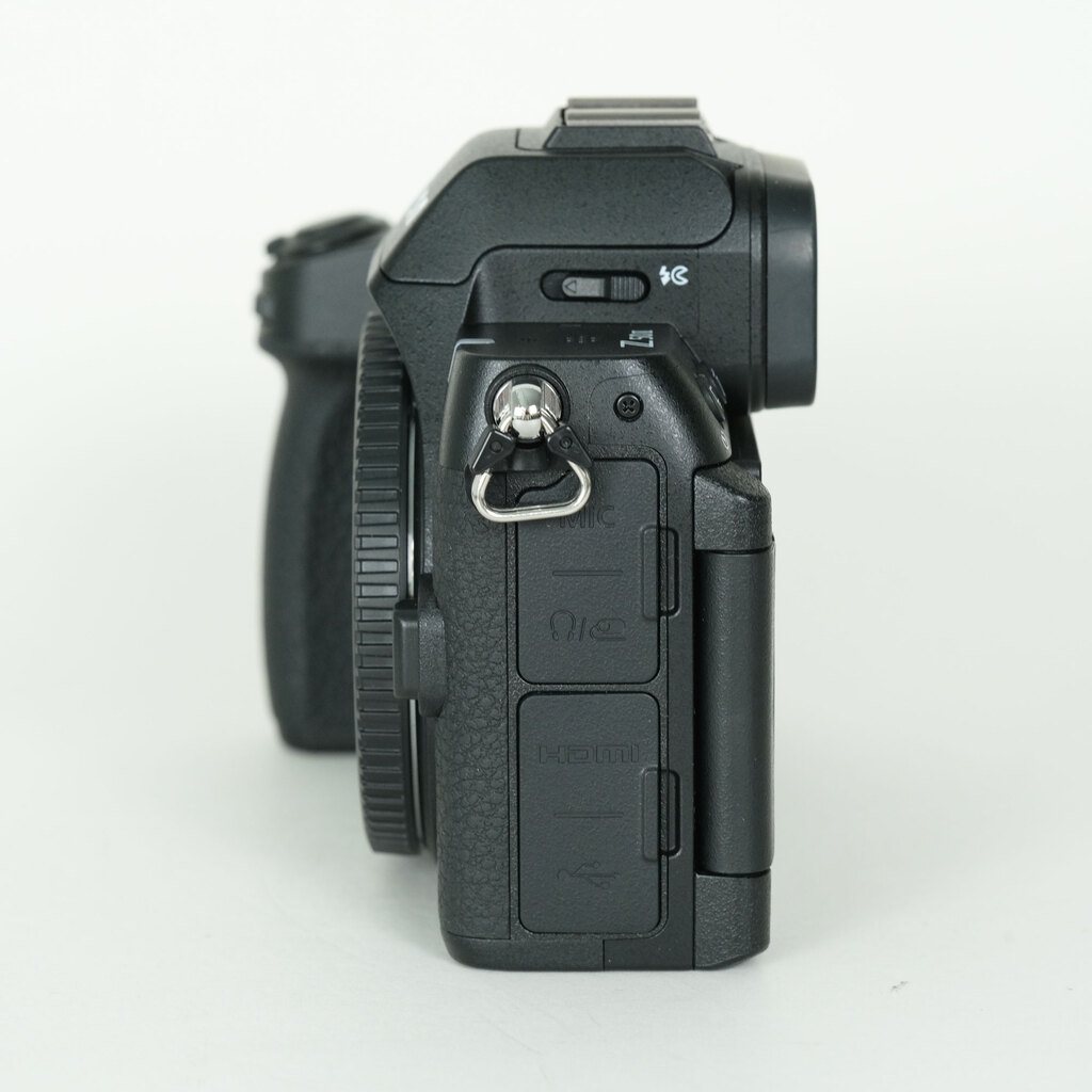 Nikon Z50II [�{�f�B]