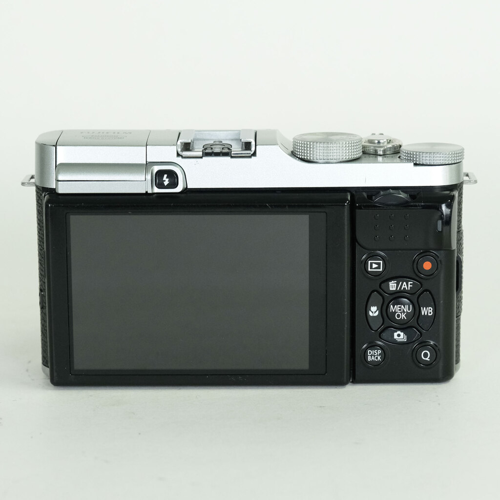 FUJIFILM X-M1 ボディ シルバー