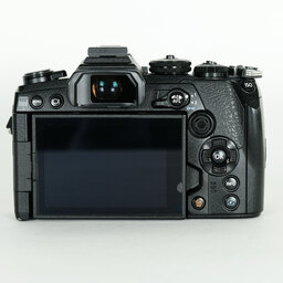 OLYMPUS OM-D E-M1 Mark III