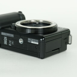 SONY VLOGCAM ZV-E10