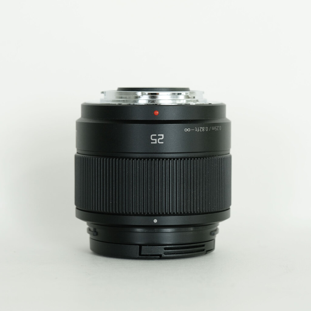 Panasonic LUMIX G 25mm F1.7 ASPH. Panasonic LUMIX G 25mm F1.7 ASPH.