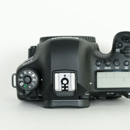 Canon EOS 6D Mark II