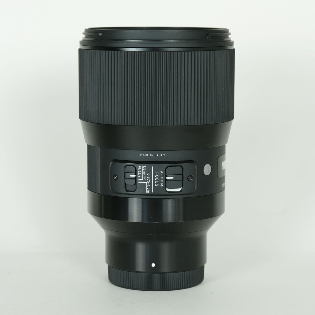 SIGMA Art 135mm F1.8 DG HSM (ソニーE用) SIGMA Art 135mm F1.8 DG HSM (ソニーE用)