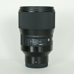 SIGMA Art 135mm F1.8 DG HSM (ソニーE用) SIGMA Art 135mm F1.8 DG HSM (ソニーE用)