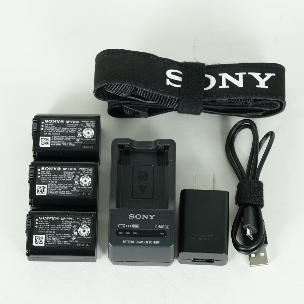 SONY α6400(ILCE-6400) SONY α6400(ILCE-6400)