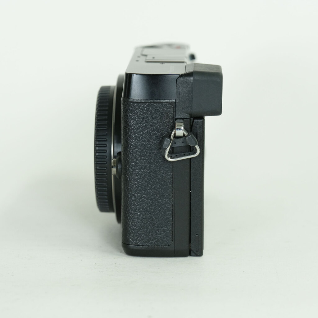 Panasonic LUMIX DMC-GX7MK2 ボディ ブラック