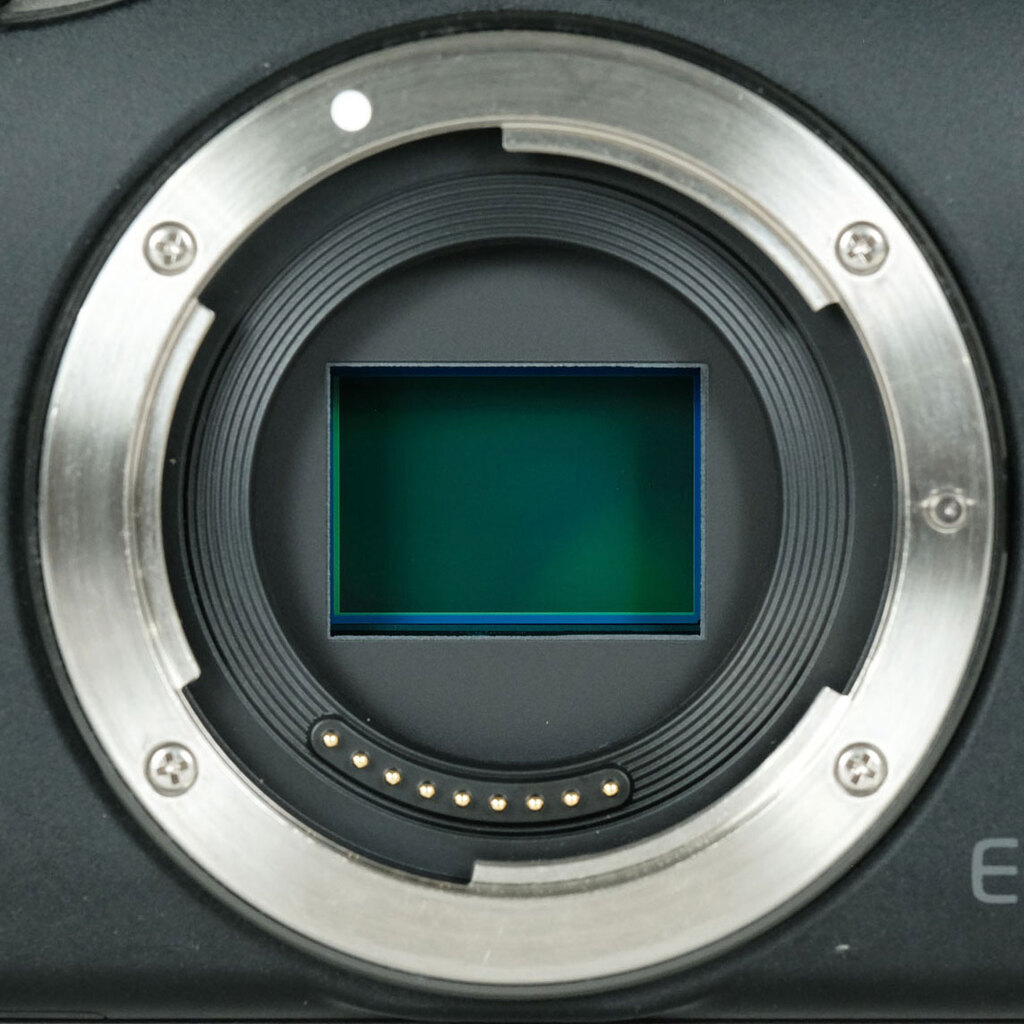 Canon EOS M ボディ ブラック