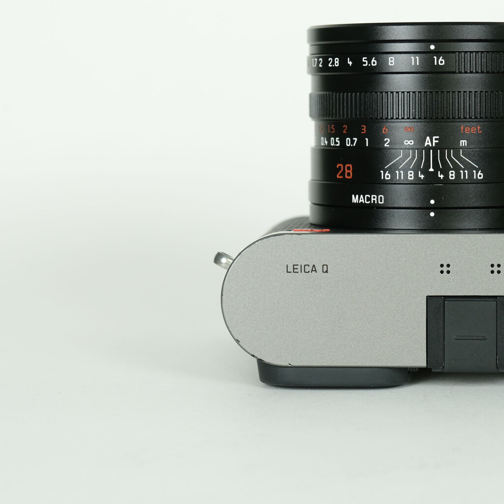 LEICA Q(Typ116) チタングレー の出品 | ONE SCENE（ワンシーン）