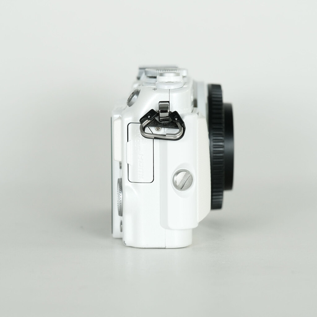 OLYMPUS PEN Lite E-PL6 ボディ ホワイト