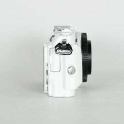 OLYMPUS PEN Lite E-PL6 ボディ ホワイト