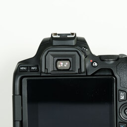Canon EOS Kiss X10