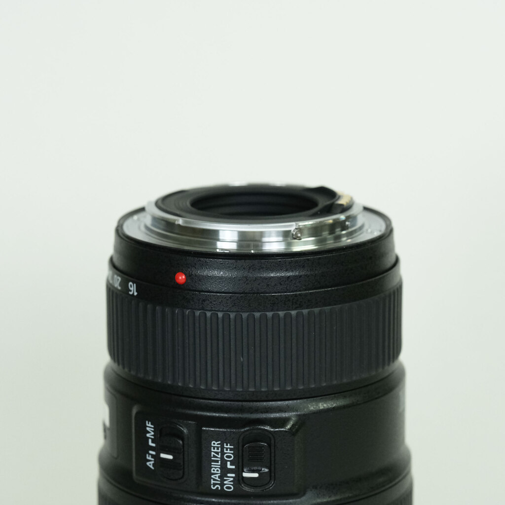 Canon EF16-35mm F4L IS USM Canon EF16-35mm F4L IS USM