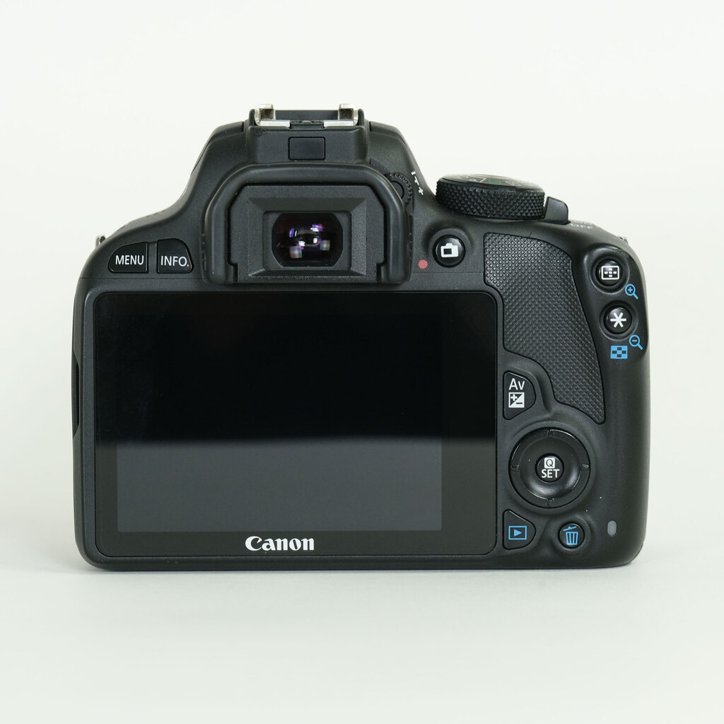 Canon EOS Kiss X7 Canon EOS Kiss X7