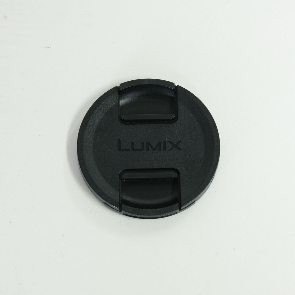 Panasonic LUMIX S 28-200mm F4-7.1 MACRO O.I.S.