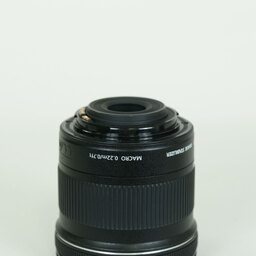 Canon EF-S10-18mm F4.5-5.6 IS STM