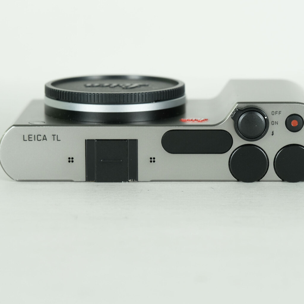 LEICA TL ボディ チタン [18112]の出品 | ONE SCENE（ワンシーン）