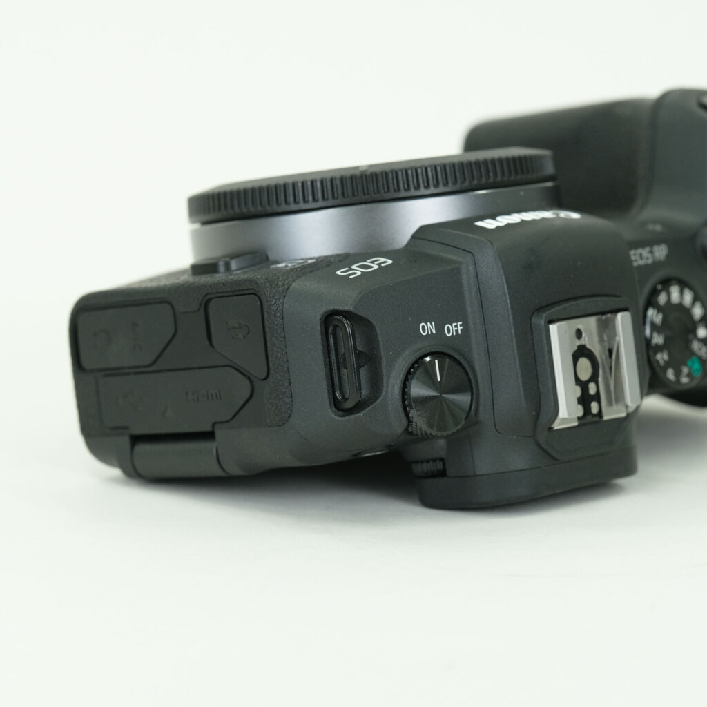 Canon EOS RP Canon EOS RP