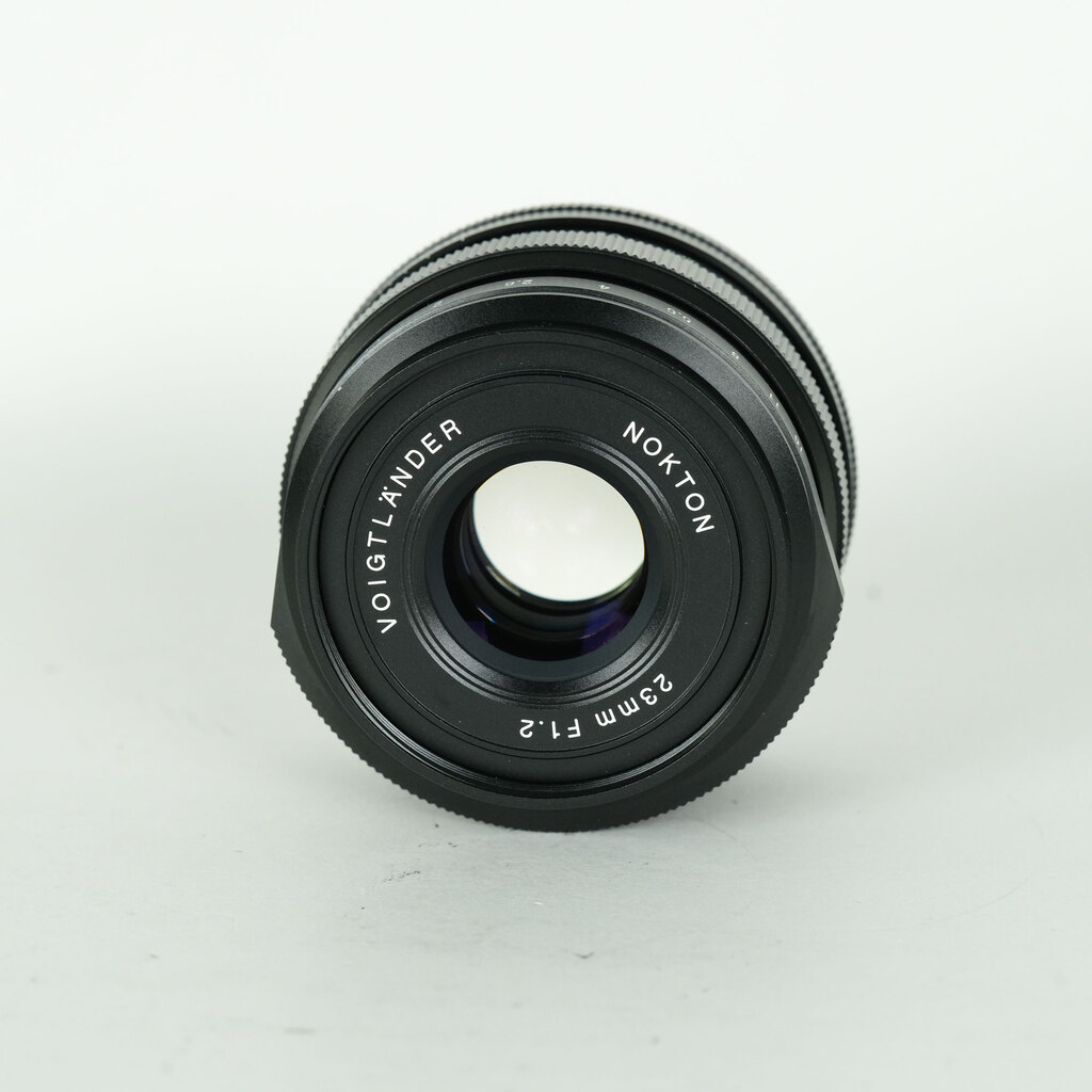 Voigtlander NOKTON 23mm F1.2 Aspherical [フジフイルムX用]の出品
