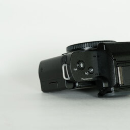 Panasonic LUMIX DC-G100