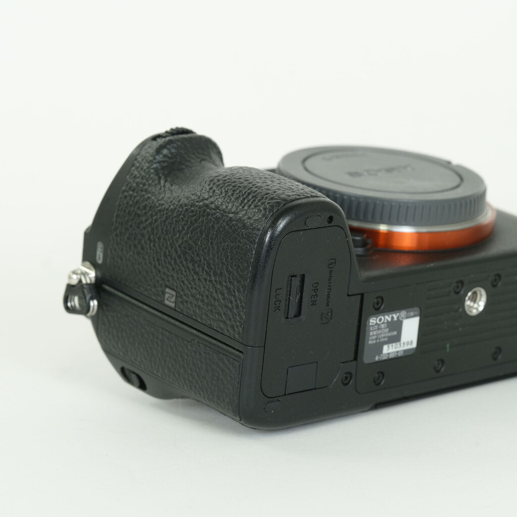 SONY α7 III(ILCE-7M3) SONY α7 III(ILCE-7M3)