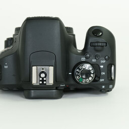Canon EOS Kiss X9i
