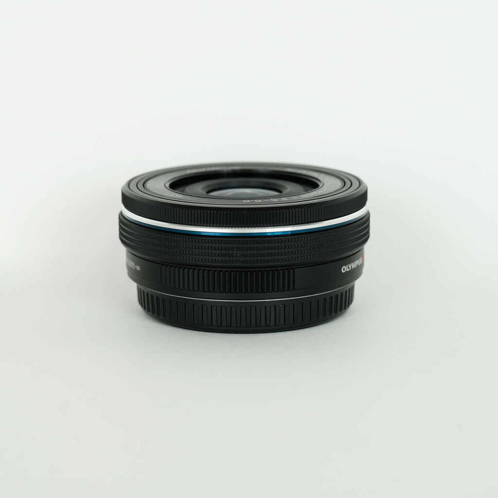 OLYMPUS M.ZUIKO DIGITAL ED 14-42mm F3.5-5.6 EZ ブラック