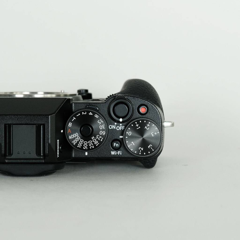 FUJIFILM X-T1 FUJIFILM X-T1