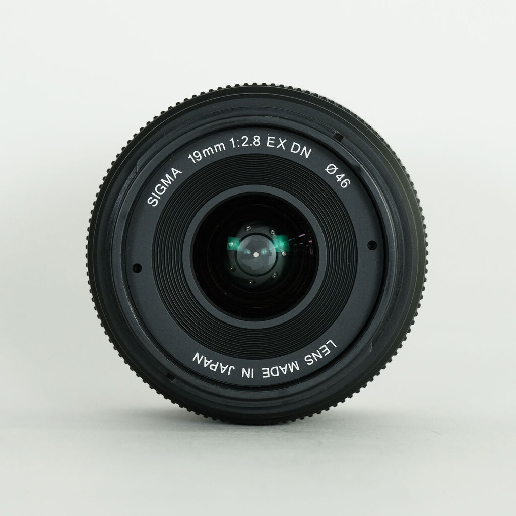 SIGMA 19mm F2.8 EX DN [ソニーE用]