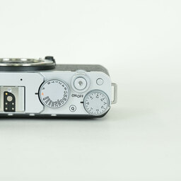 FUJIFILM X-E4 FUJIFILM X-E4