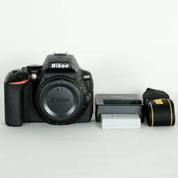 Nikon D5600