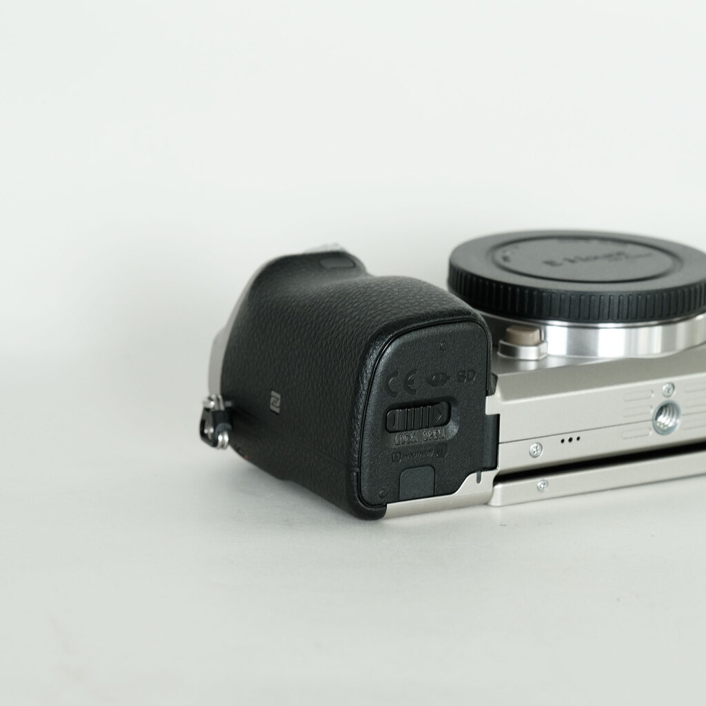 SONY α6000（ILCE-6000）