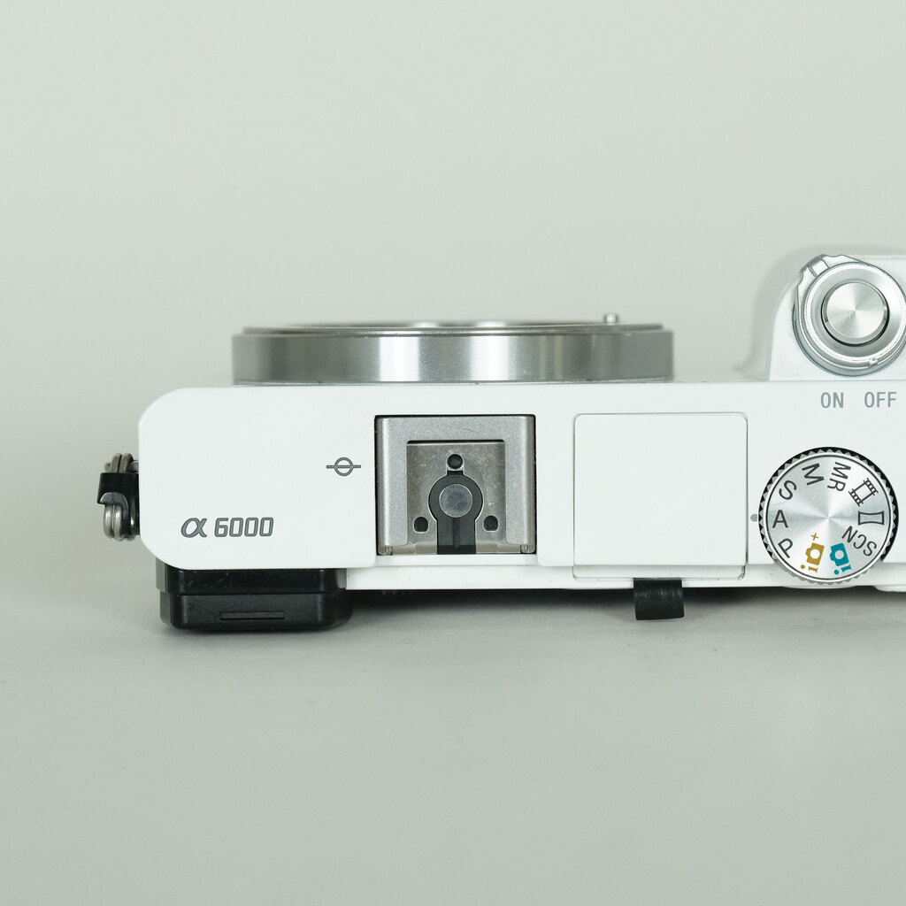 SONY α6000（ILCE-6000）