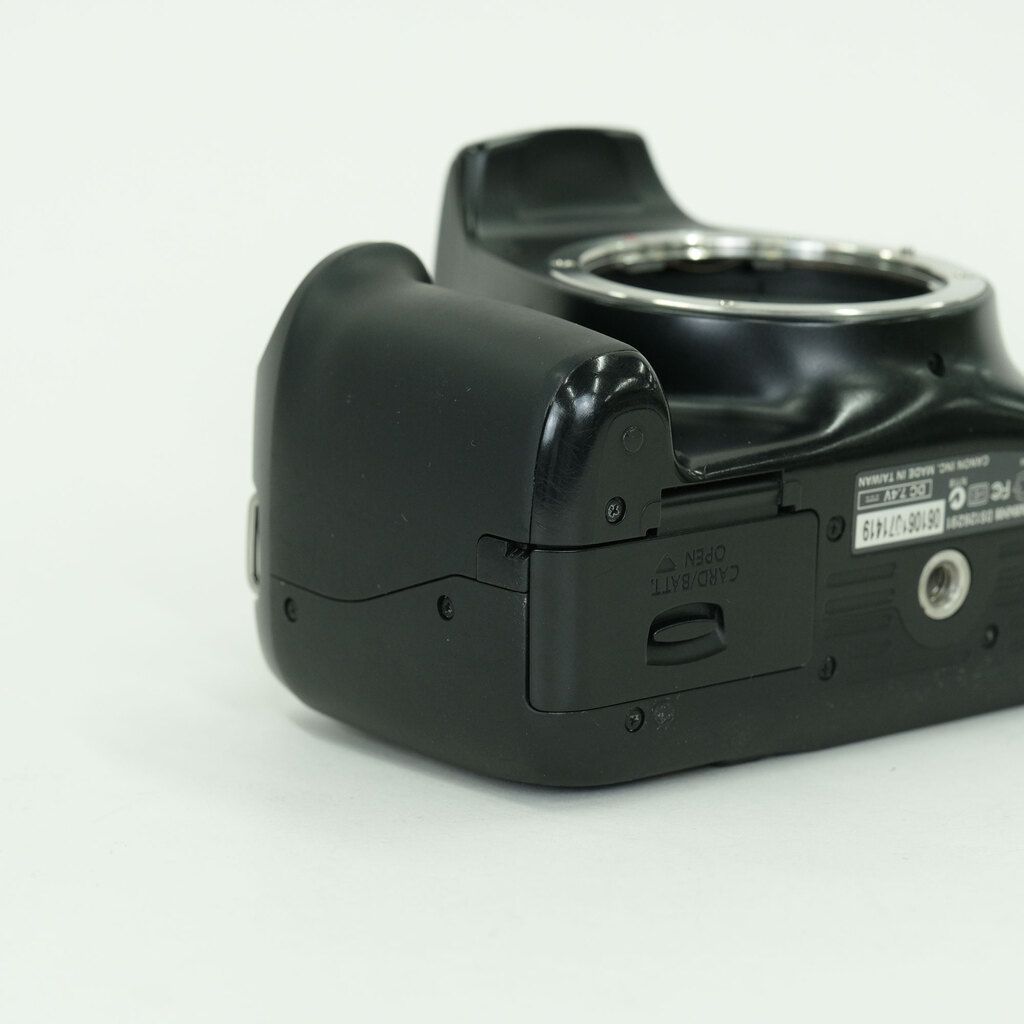 Canon EOS Kiss X50 ボディ ブラック Canon EOS Kiss X50 ボディ ブラック