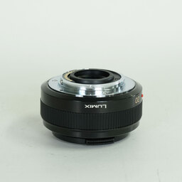 Panasonic LUMIX G 20mm F1.7 II ASPH. Panasonic LUMIX G 20mm F1.7 II ASPH.