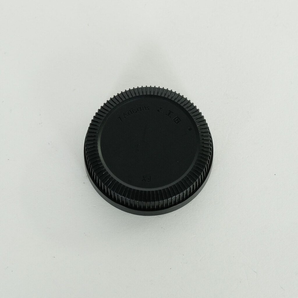 七工匠 7artisans 25mm F1.8 (フジフイルムX用) ブラック