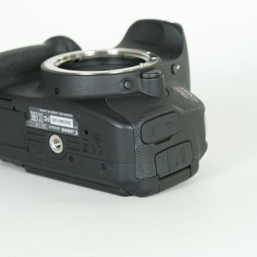Canon EOS Kiss X7iの出品 | ONE SCENE（ワンシーン）
