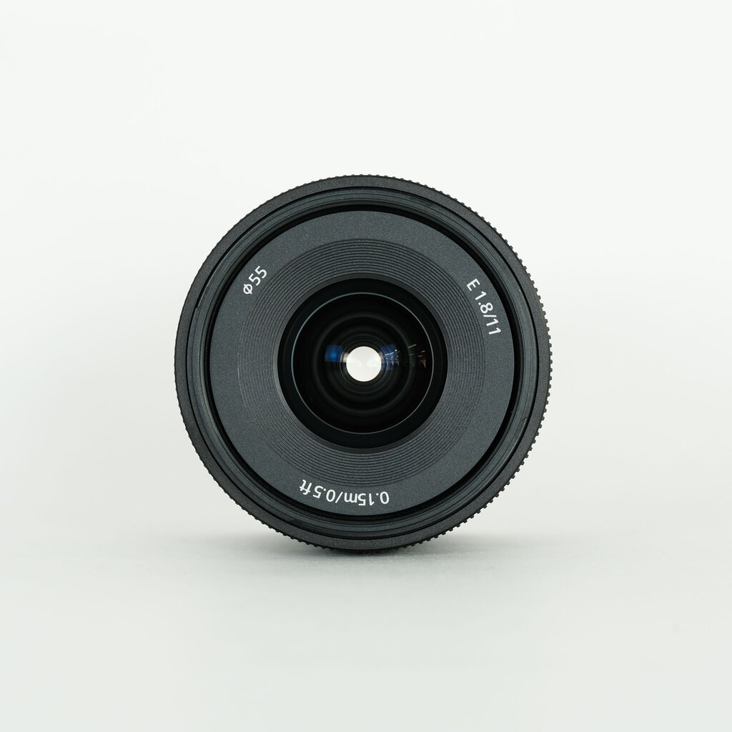 SONY E 11mm F1.8 SEL11F18