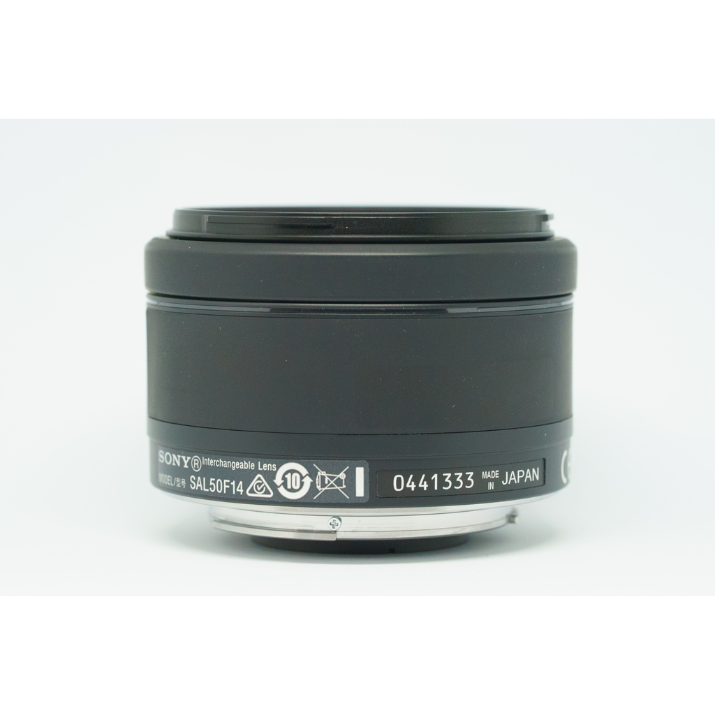 SONY 50mm F1.4 SAL50F14の出品 | ONE SCENE（ワンシーン）