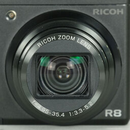 RICOH R8 Two-tone