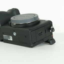 SONY α6700(ILCE-6700) SONY α6700(ILCE-6700)