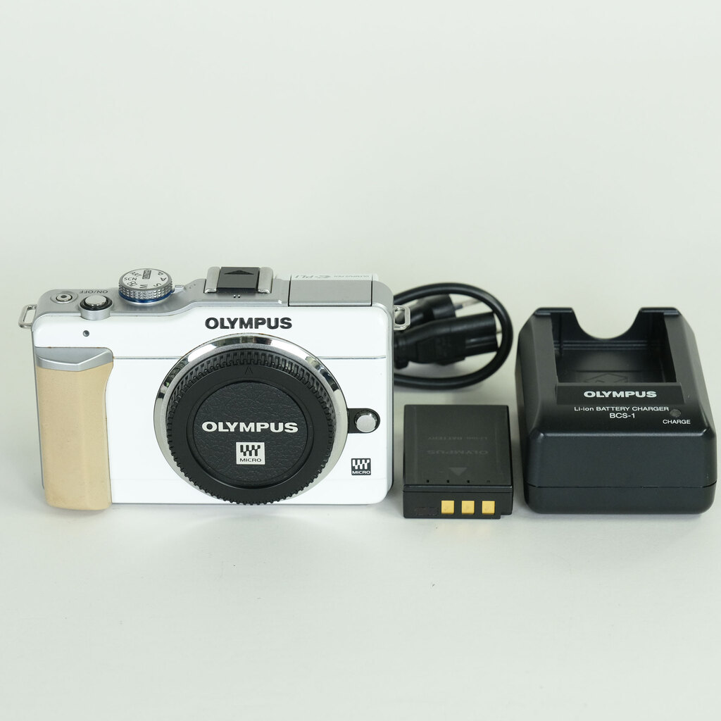 OLYMPUS PEN Lite E-PL1 ボディ ホワイト OLYMPUS PEN Lite E-PL1 ボディ ホワイト