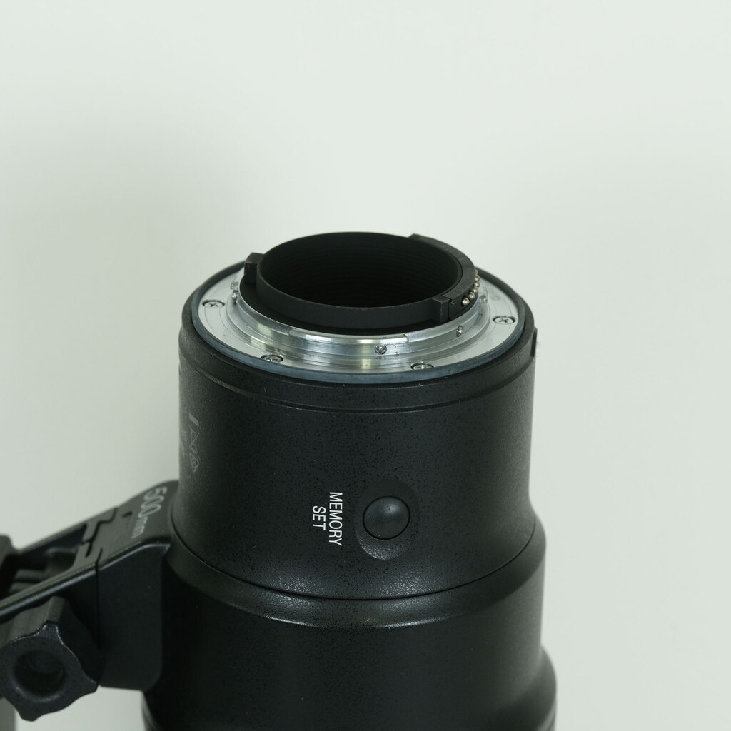 Nikon AF-S NIKKOR 500mm f/5.6E PF ED VR