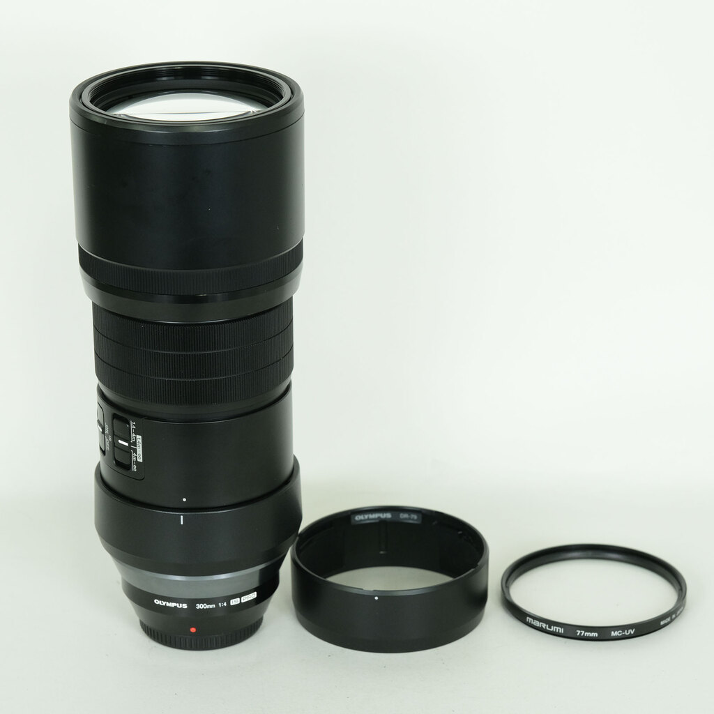 OLYMPUS M.ZUIKO DIGITAL ED 300mm F4.0 IS PRO