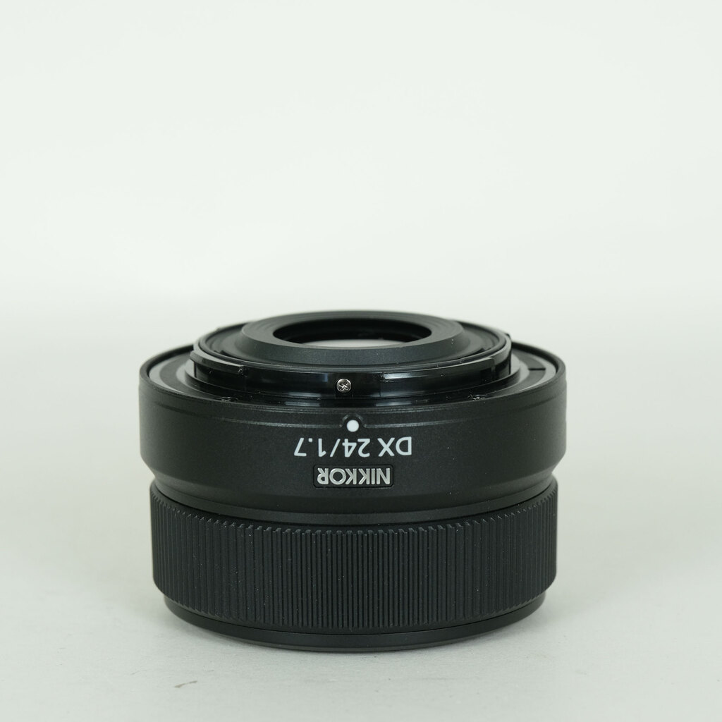 Nikon NIKKOR Z DX 24mm f/1.7