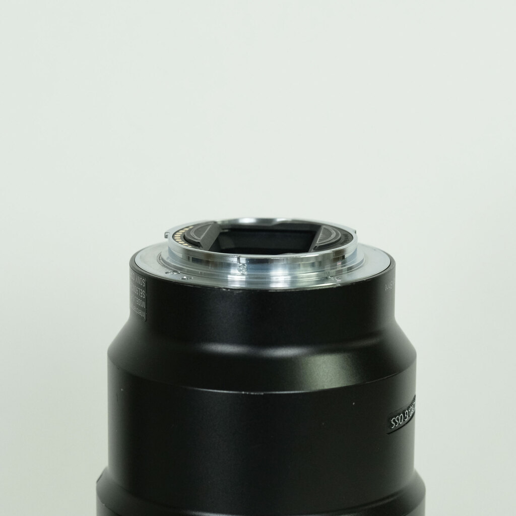 SONY FE 90mm F2.8 Macro G OSS SEL90M28G