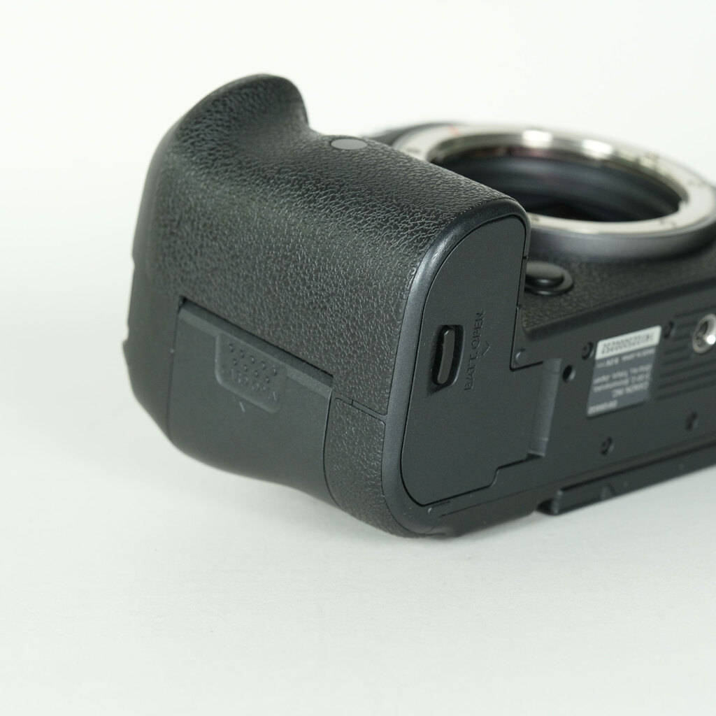 Canon EOS R6