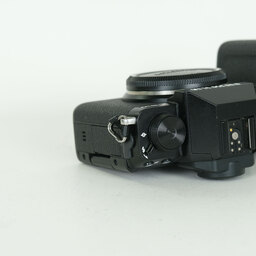 FUJIFILM X-S10