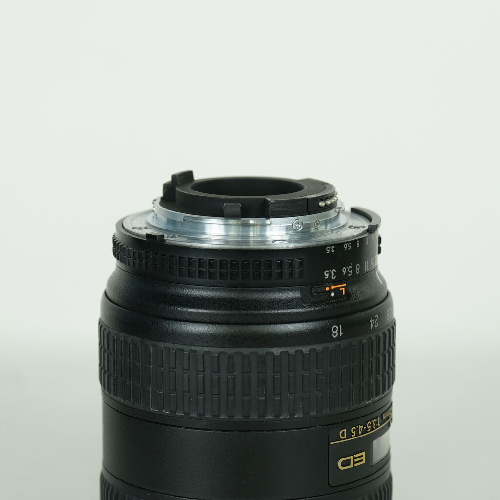 16137 新品同様 Nikon AF 18-35mm フードフィルタ―付き! Nikon Ai AF Zoom-Nikkor 18-35mm F3.5-4.5D IF-EDの出品 | ONE SCENE