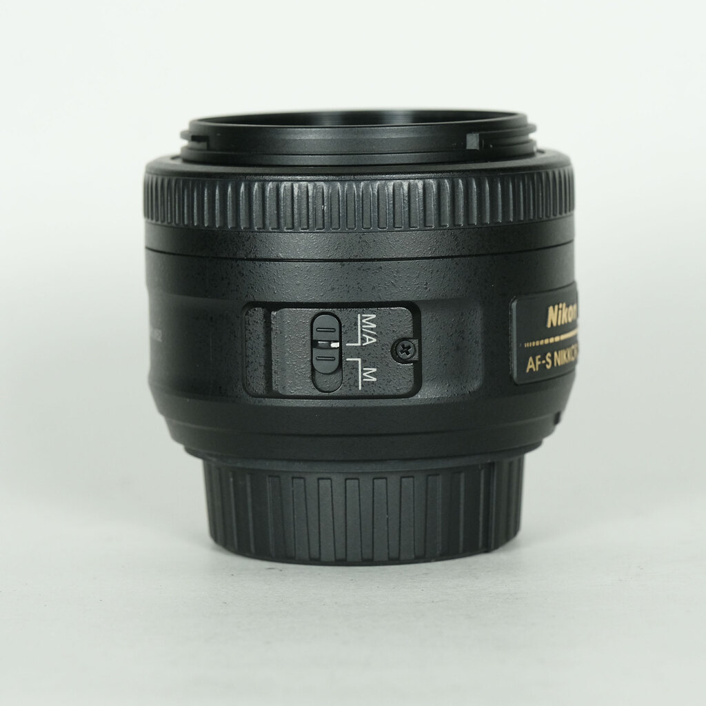 Nikon AF-S DX NIKKOR 35mm f/1.8G